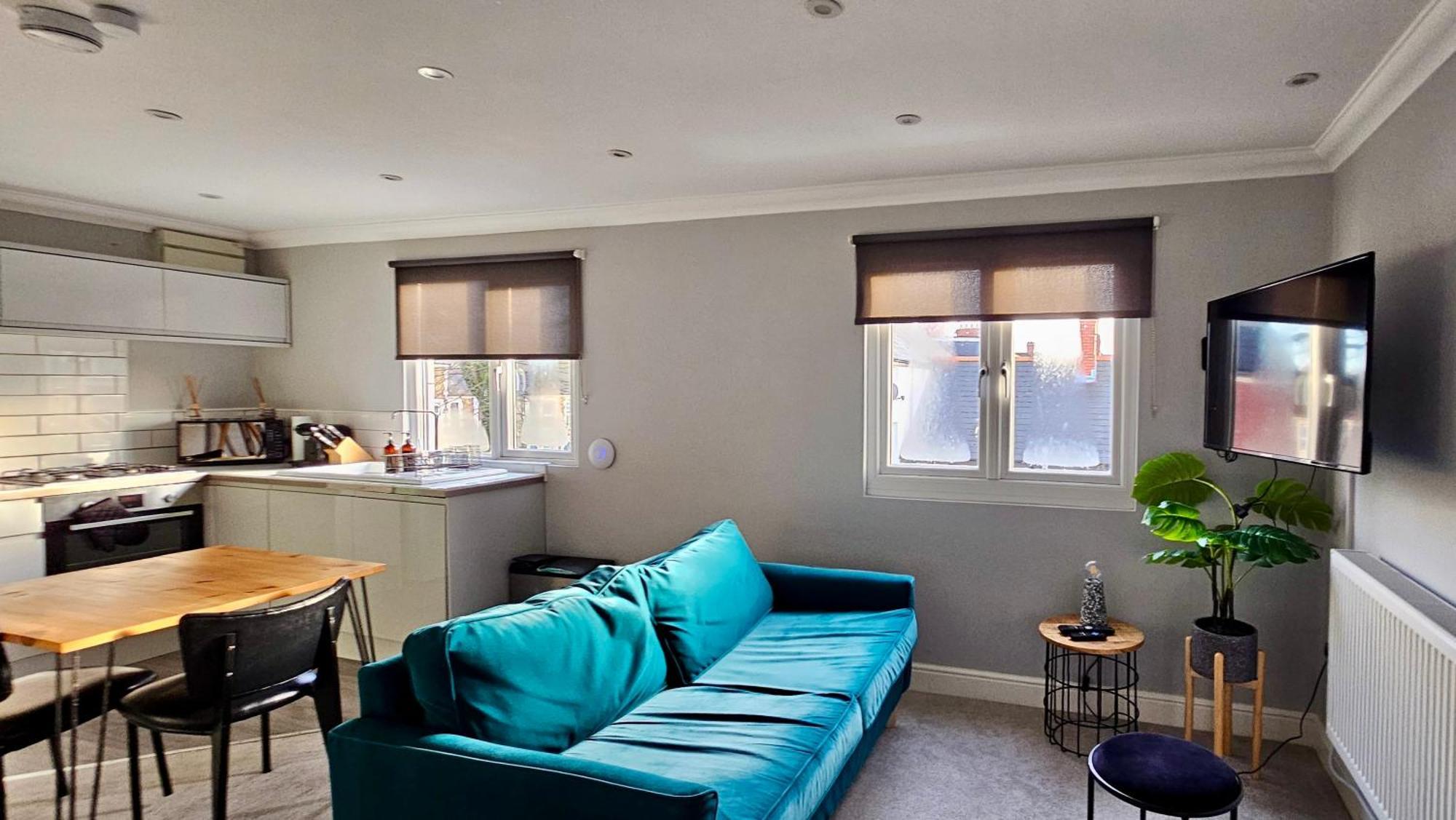 Victoria House By Switchback Stays Κάρντιφ Εξωτερικό φωτογραφία